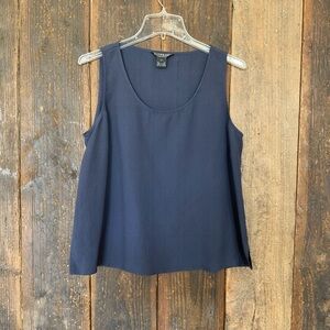 Citron Navy Scoop Neck Sleeveless Tank